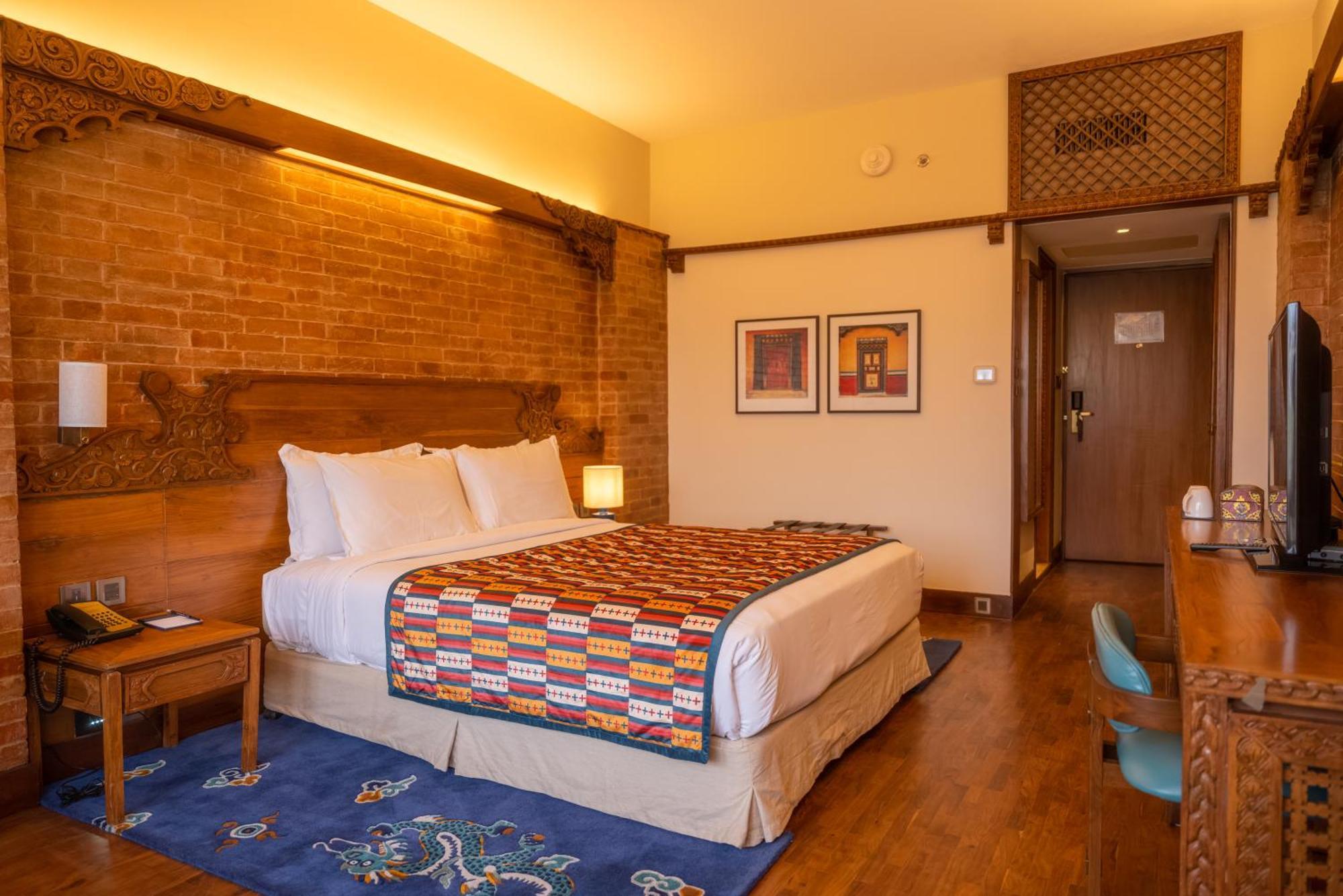 Hotel Yak & Yeti Катманду Экстерьер фото